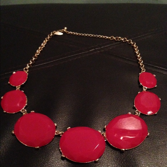 Beautiful statement necklace.