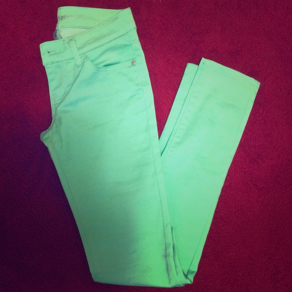 Mint green skinny jeans😍