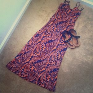 NWOT Maxi dress