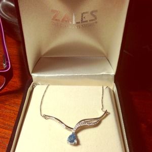 Beautiful necklace from zales!