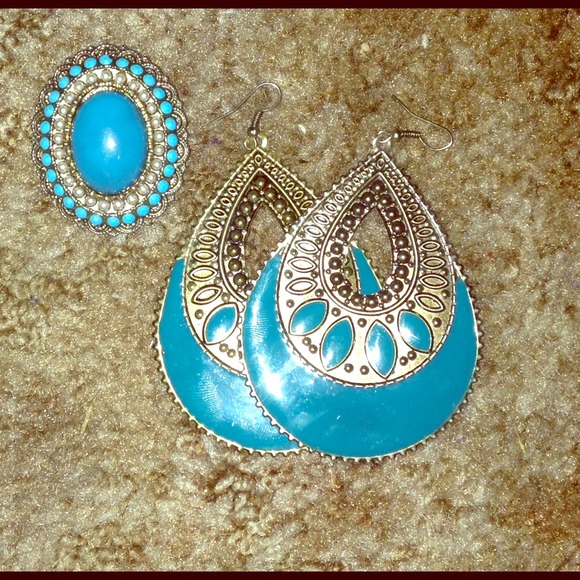 Earrings and ring set