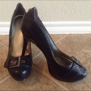 Brand New Guess black pumps with silver hardware