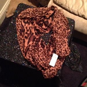 Leopard scarf