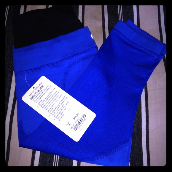 ❌Sold❌Lululemon Bhakti Crops