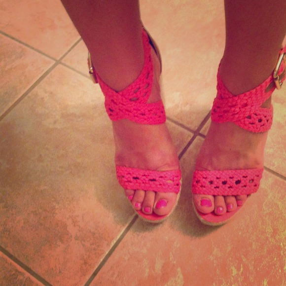 Pink Wedge sandals