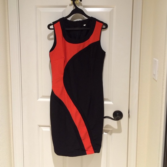 Sleeveless dress