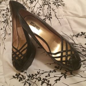 Michael kors shoes (reserved)