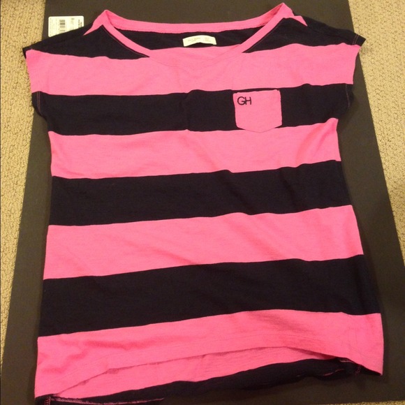 GH pink& navy blue T-shirt