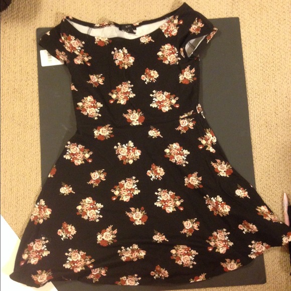 Forever21 cute floral dress