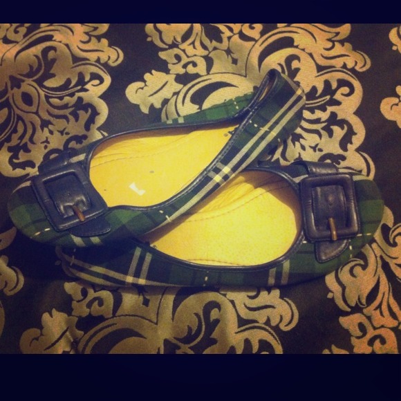 Plaid ballet flats with buckle