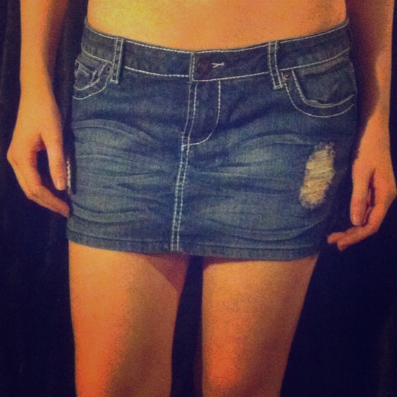 Denim skirt