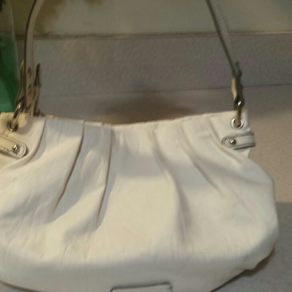NINE & CO. WHITE leather handbag