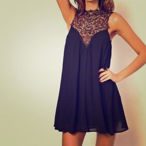 TFNC Swing Dress with Lace Collar in WHITE (S)