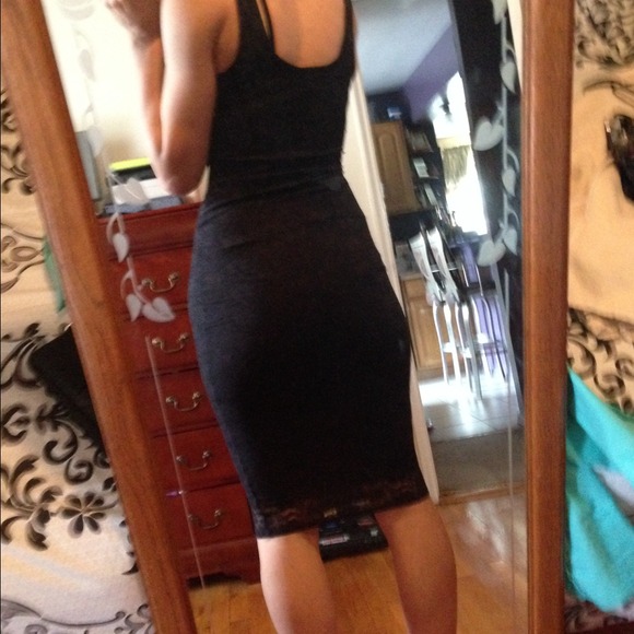 Dress - Picture 2 of 3