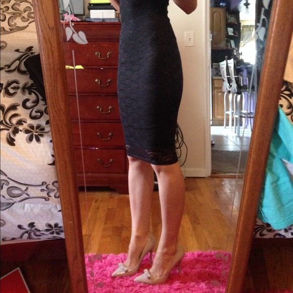 Dress - Picture 3 of 3
