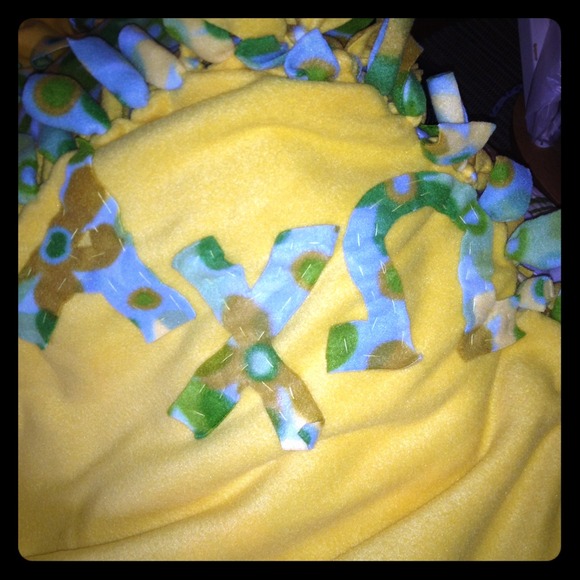 🎀Handmade AXO blanket! 🎀