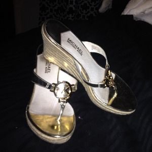 💯 Authentic Michael Kors wedge shoes