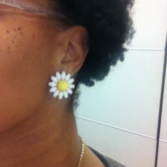 Sold elsewhere Flower earrings - Picture 2 of 3