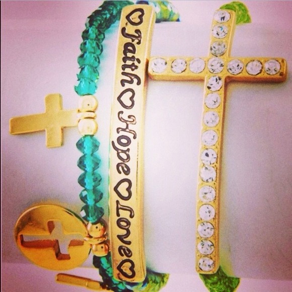 Green cross bracelet