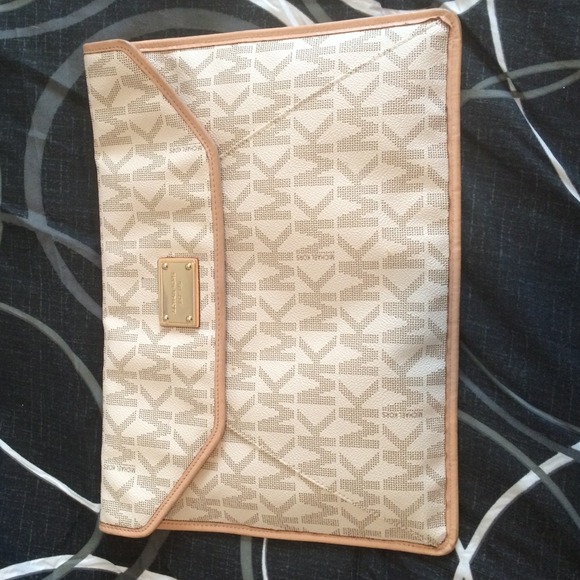 Michael kors laptop sleeve