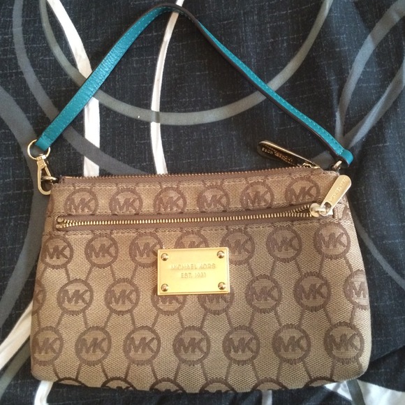 Michael kors teal wristlet