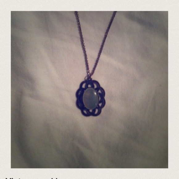 Vintage necklace pendant