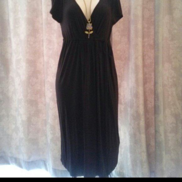 *SOLD* J.CREW BASIC LONG BLACK DRESS - Picture 2 of 4