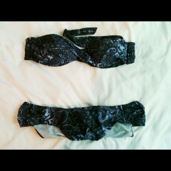 Converse paisley two piece