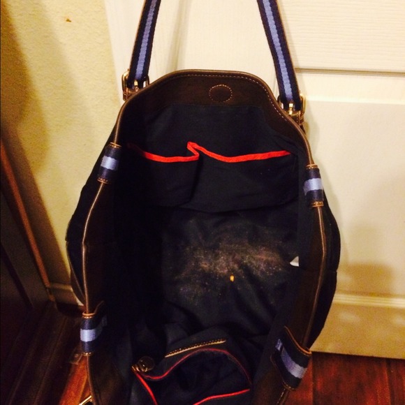 Tommy Hilfiger purse and wallet - Picture 2 of 4