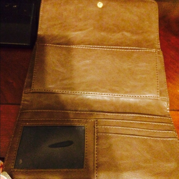 Tommy Hilfiger purse and wallet - Picture 3 of 4