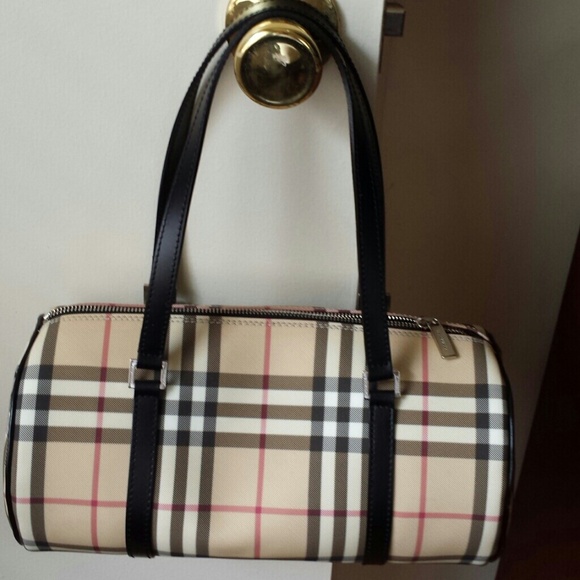 Bundle! Burberry bag and wallet!