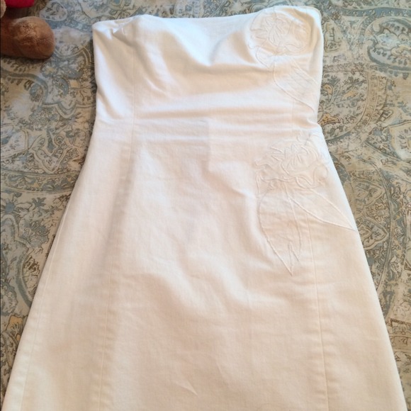 White Bcbg Max Azria short dress