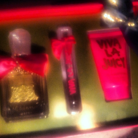 Viva la juicy perfumes '&& lotion