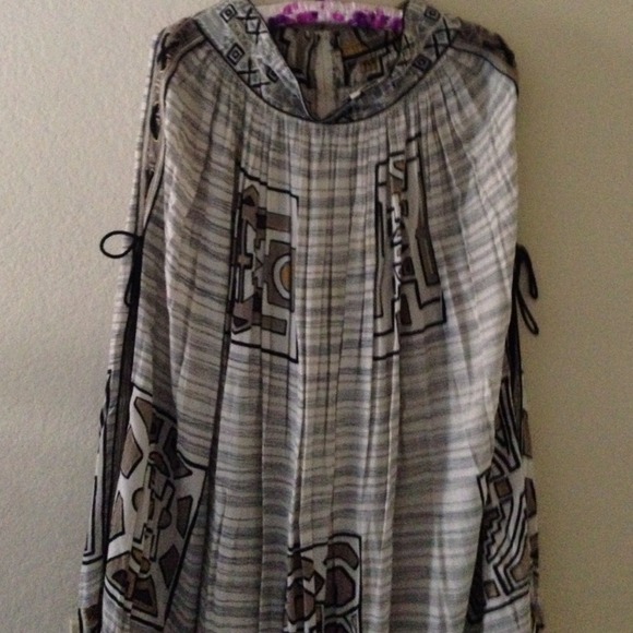 3 piece vest top & skirt can b worn separately - Picture 3 of 4