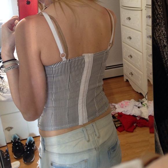 *SOLD* Black and White Corset - Picture 4 of 7