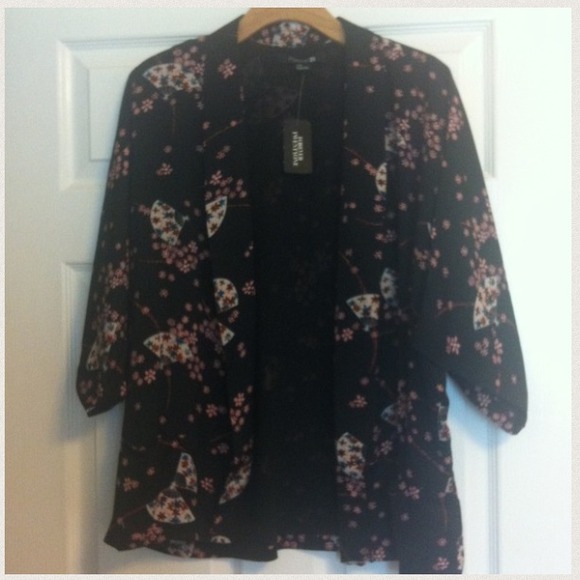 Forever 21 Kimono cardigan