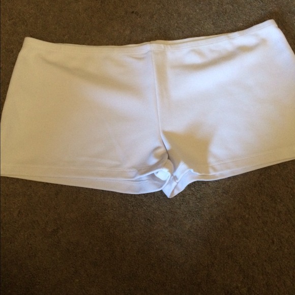 Sexy white short shorts