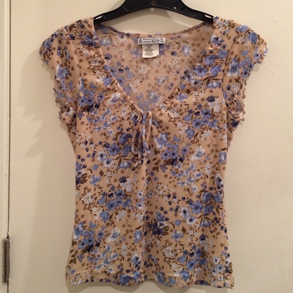 2 Peasant shirts Sale $8 shirts, 2 for $10!!