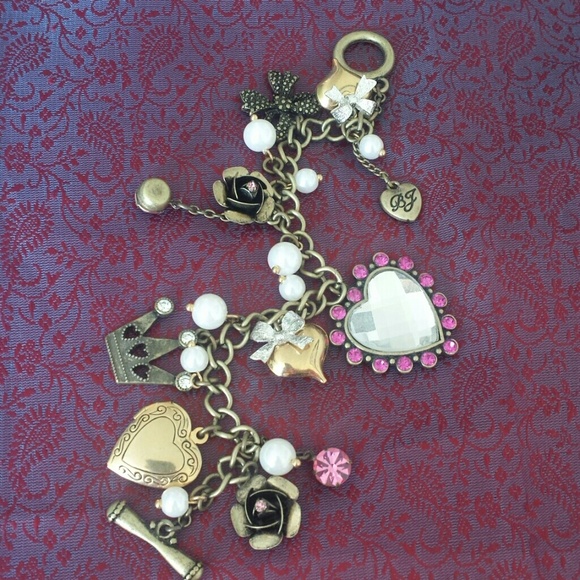 Betsey Johnson charm bracelet