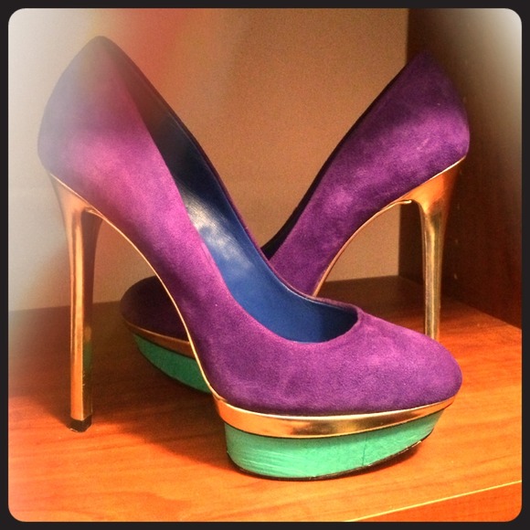 Sold B Brian Atwood Blue Fontanne platform pump