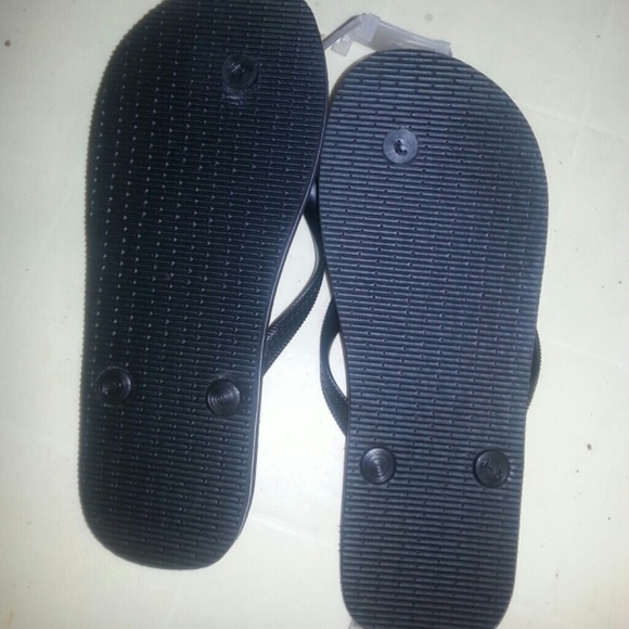 Flip Flops - Picture 2 of 3