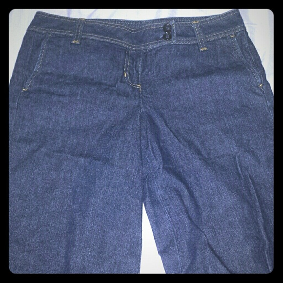 widelegged denim capris!! - Picture 1 of 3