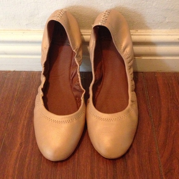 Lucky Brand Pearlescent Leather Ballerina Flat