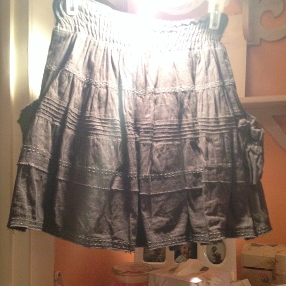 Grey flowy skirt