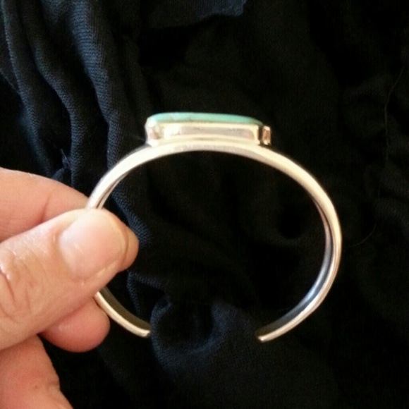 Beautiful Turquoise Bracelet - Picture 2 of 4