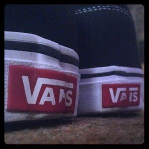 Size 9 black vans