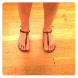 Jcrew PATENT LEATHER TABITHA T-STRAP SANDALS