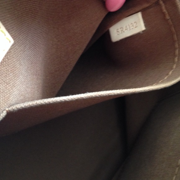 🚫🚫🚫 SOLD Louis Vuitton Palermo Pm - Picture 4 of 4