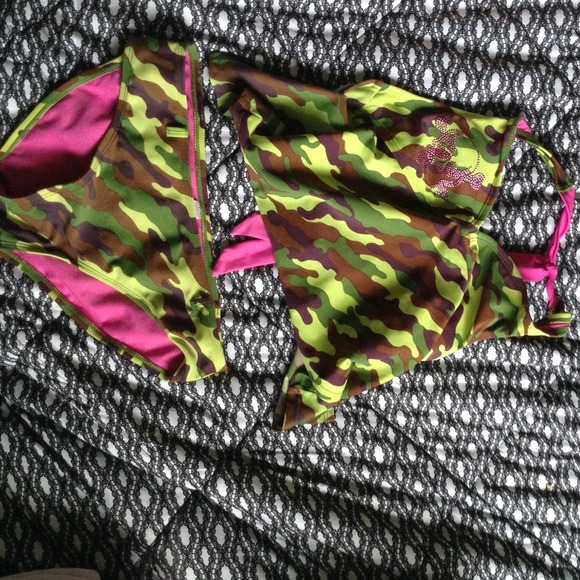 💥 camo and pink (beaded skull) tankini 💥