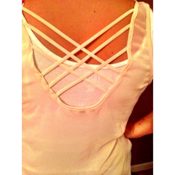 Fun cream colored tank!